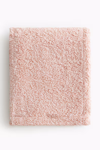 Плед из мягкого плюша