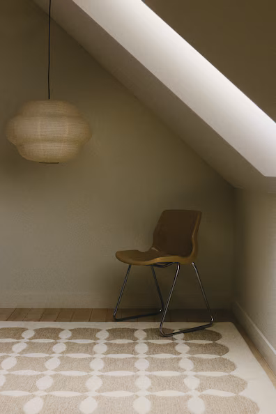 Ворсистый ковер из шерсти