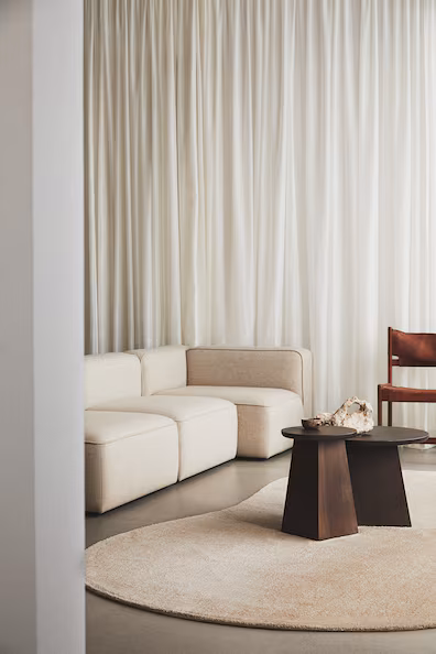 Асимметричный большой ковер- Заказать в России