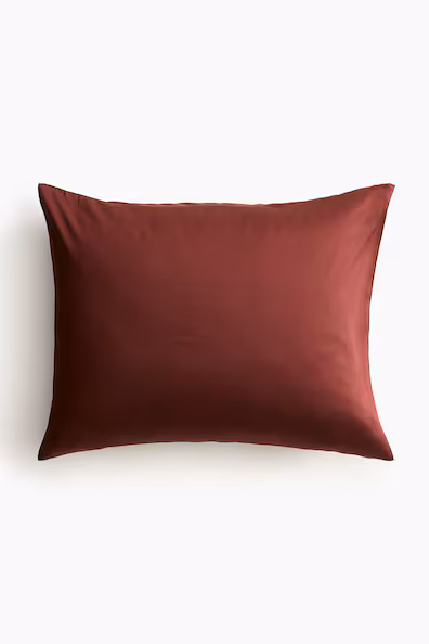 Наволочка из атласа- Заказать в России