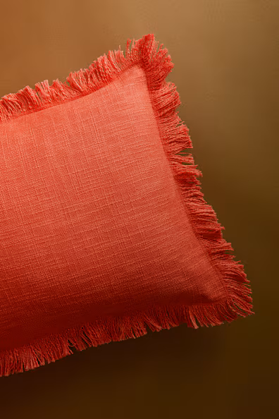 Чехол на подушку из ткани фламме