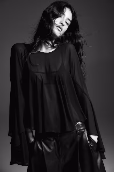 Блузка с оборками- Заказать в России