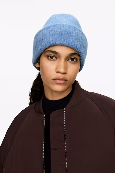 Шапка из шерсти и альпаки