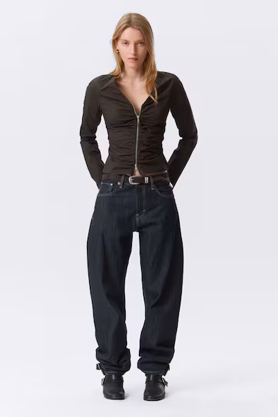 Топ с молнией и декольте лодочкой- Заказать в России