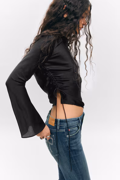 Топ с лодочкой и рукавами-кимоно- Заказать в России