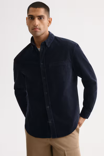 Рубашка REGULAR FIT из бархатистой ткани- Заказать в России