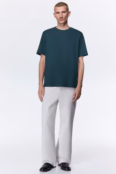 Футболка стандартного кроя