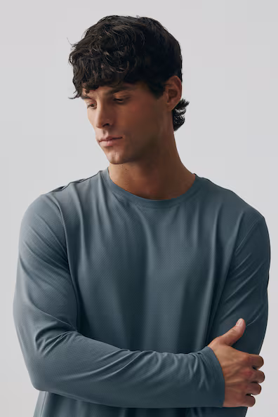 Спортивный свитер с технологией DRYMOVE™- Заказать в России