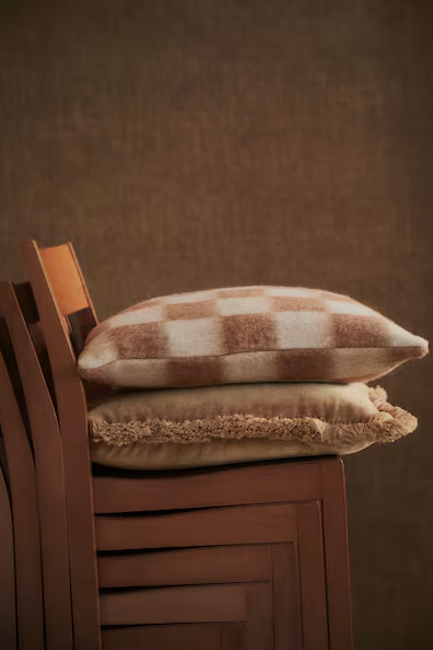 Подушечный чехол в клетку из шерсти- Заказать в России