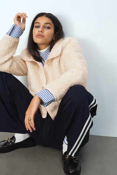 Плюшевое пальто с воротником- Заказать в России