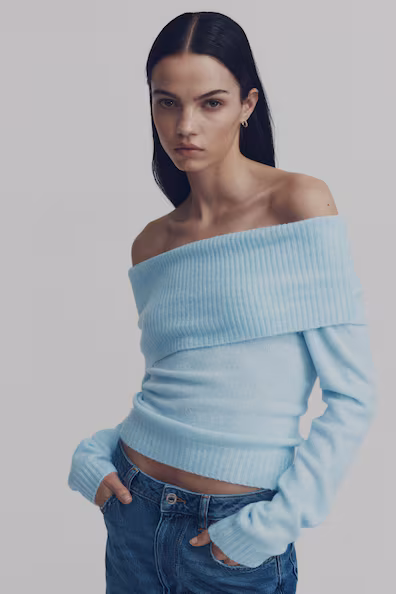 Свитер с открытыми плечами- Заказать в России