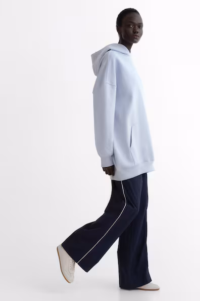 Платье оверсайз с капюшоном- Заказать в России