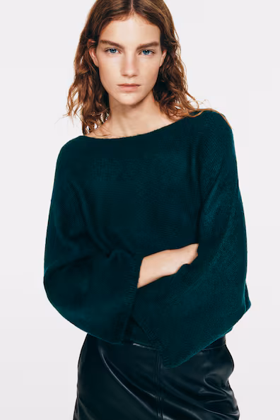 Свитер с рукавами-летучая мышь- Заказать в России