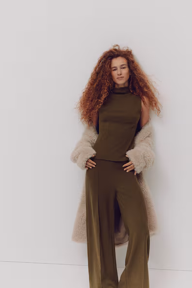 H&M Комплект из 2-х предметов из трикотажа H&M купить с доставкой.