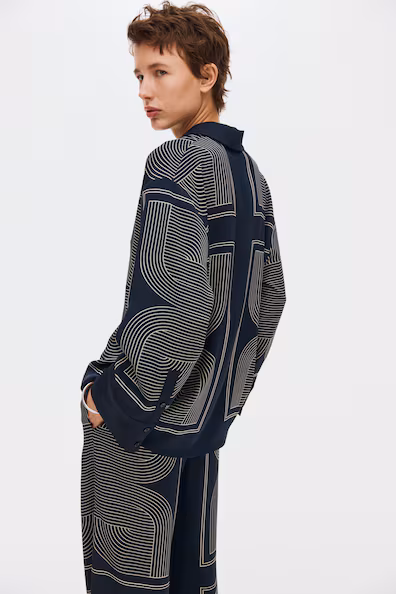 H&M Оверсайз рубашка из коттона купить с доставкой.