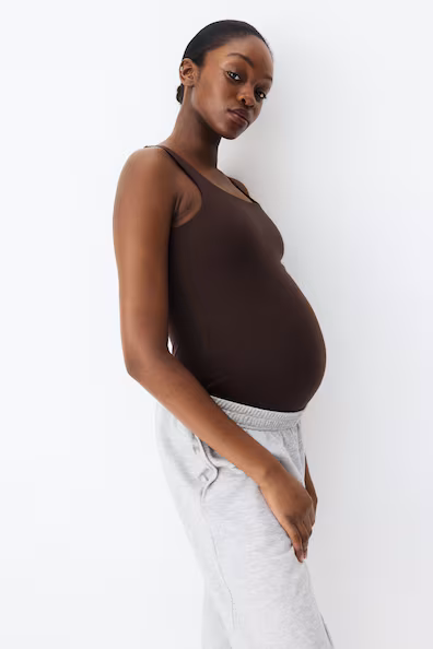 Топ для спорта без рукавов MAMA с технологией SOFTMOVE™- Заказать в России