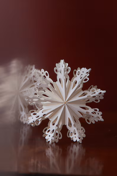 Украшение для новогодней елки из бумаги