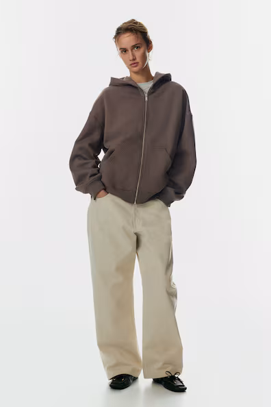 Куртка с капюшоном и молнией- Заказать в России