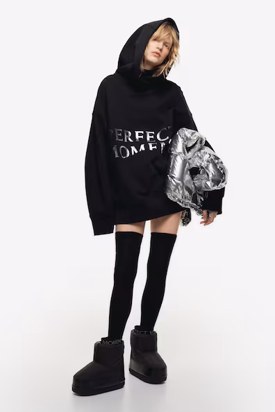 Толстовка с капюшоном и принтом