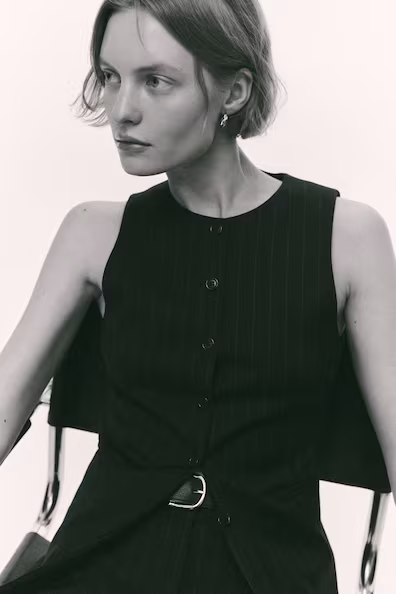 Длинный жилет в классическом стиле