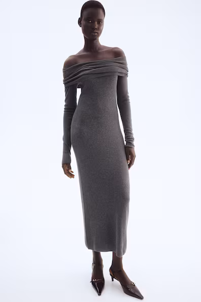 Платье с открытыми плечами- Заказать в России