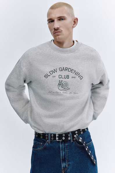 Свитшот с вышитым узором RELAXED FIT- Заказать в России