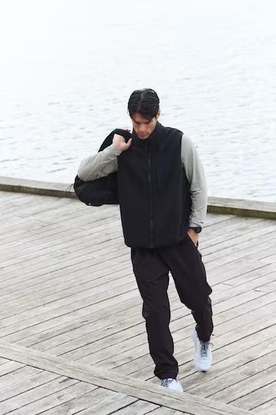 Брюки для спортивных тренировок с технологией DRYMOVE™- Заказать в России