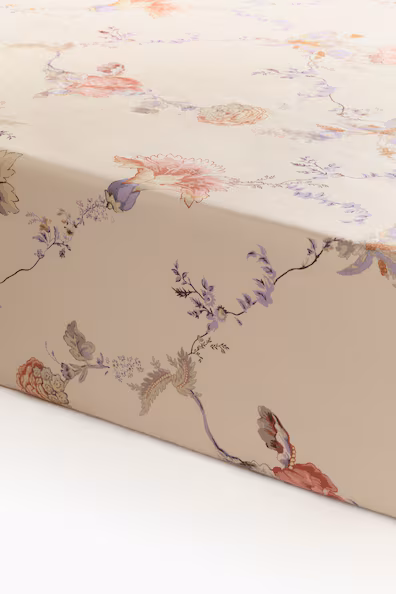 Простыня на резинке из принтованного атласа- Заказать в России