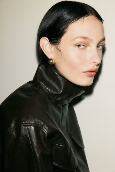 Водонепроницаемые маленькие серьги- Заказать в России