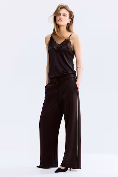 Классические брюки из скубы с поясом- Заказать в России