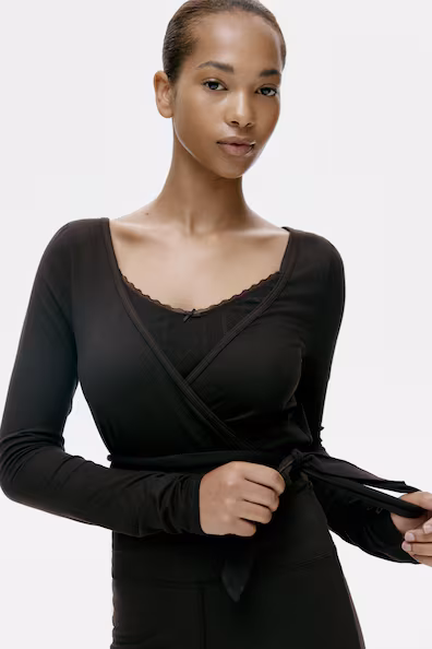 Свитер с контрастным узором из мягкого ворсистого трикотажа