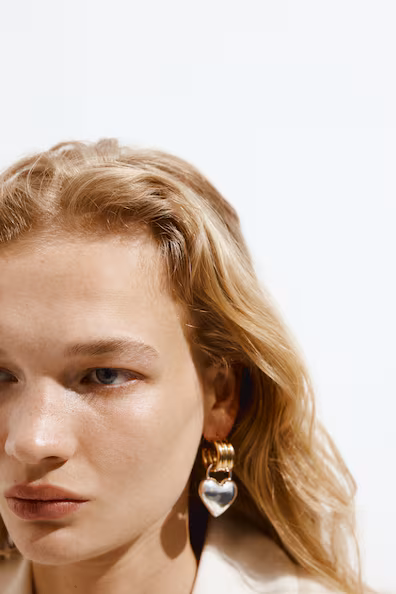 Серьги двух тонов с подвеской