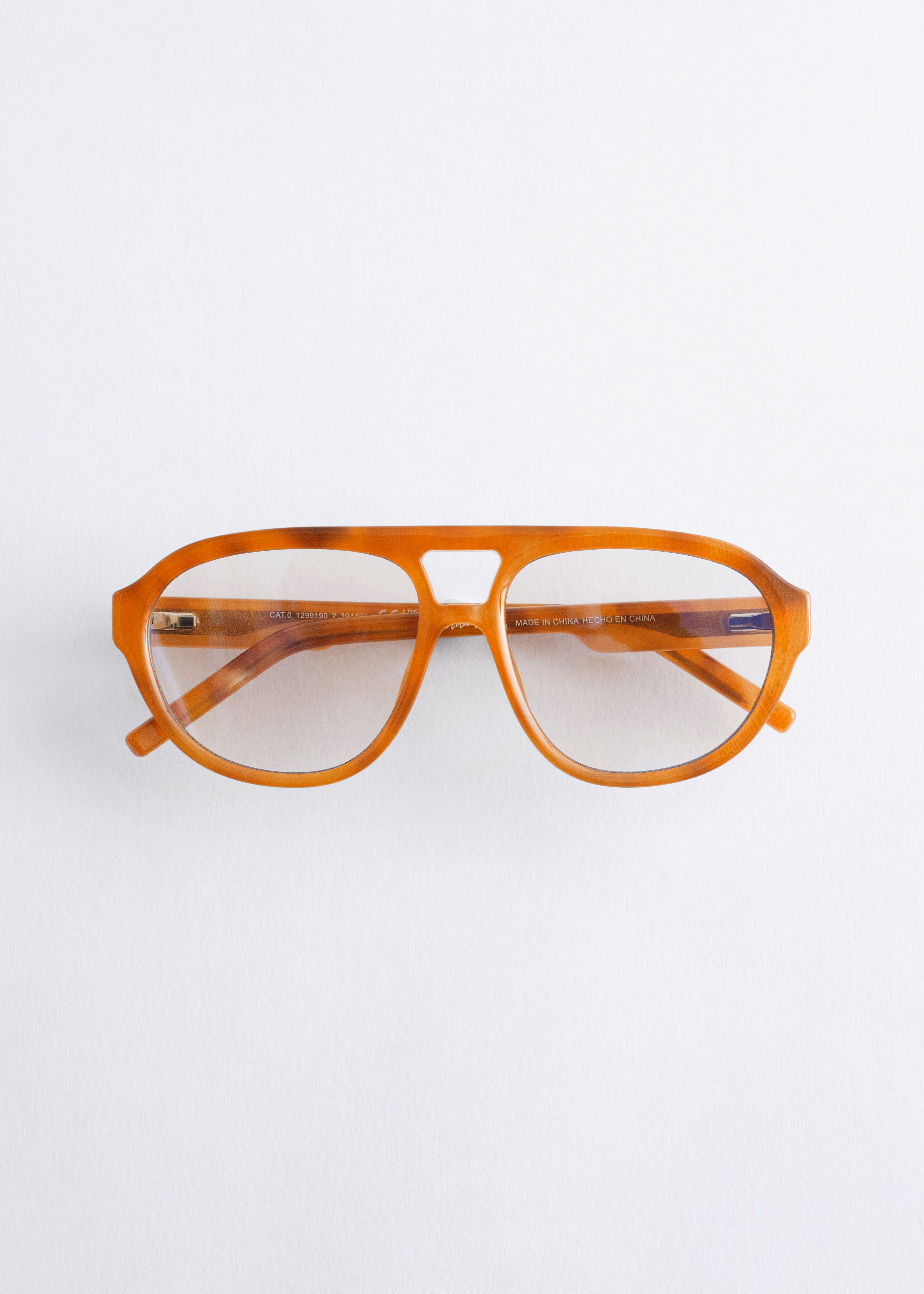 Солнцезащитные очки с оправой авиатор