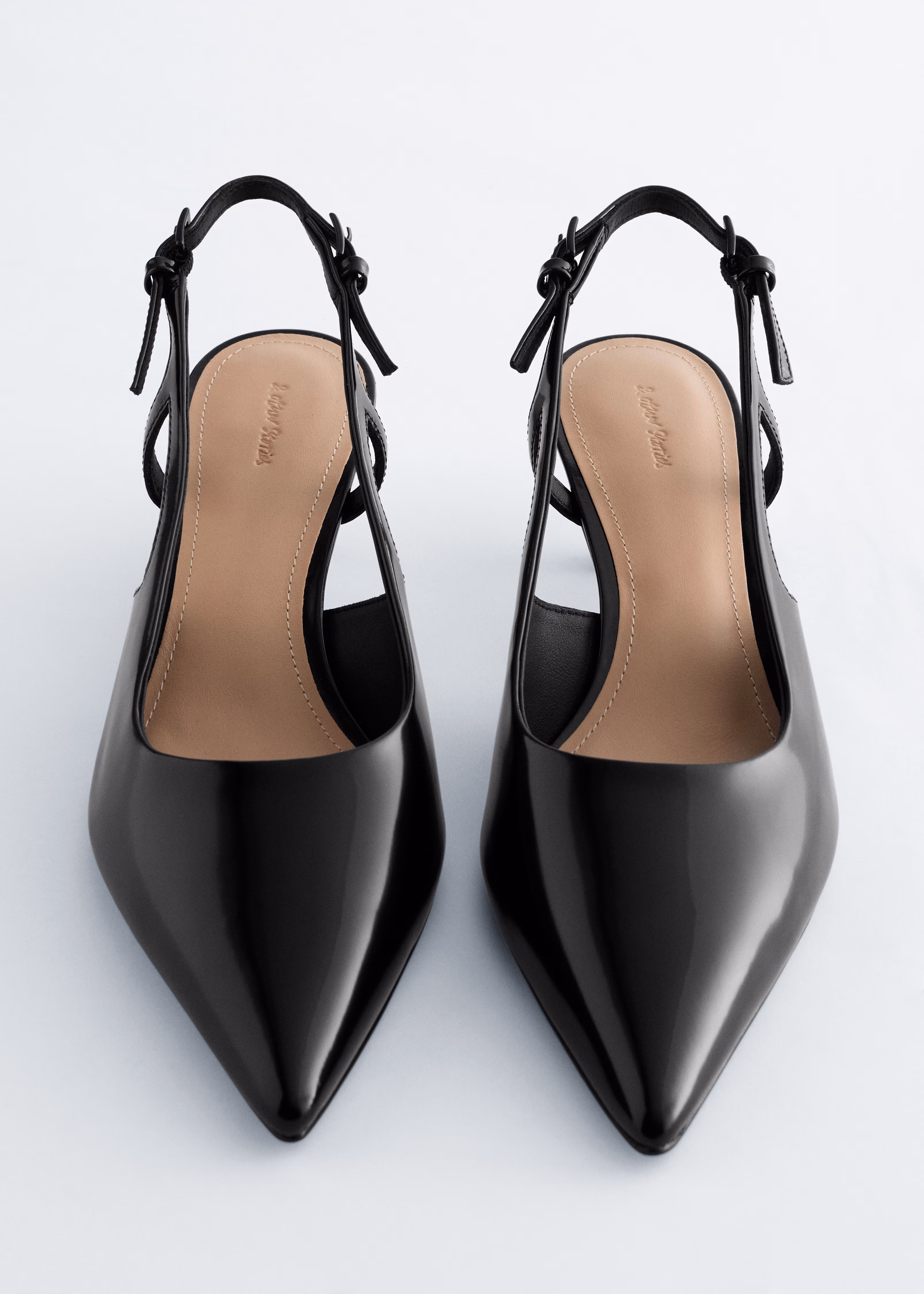 Туфли на каблуке-сабо из лакированной кожи