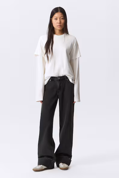 Джинсы свободного кроя с низкой посадкой и широкими брючинами- Заказать в России