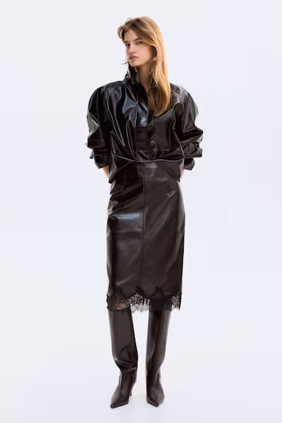 Узкая юбка из покрытой ткани- Заказать в России