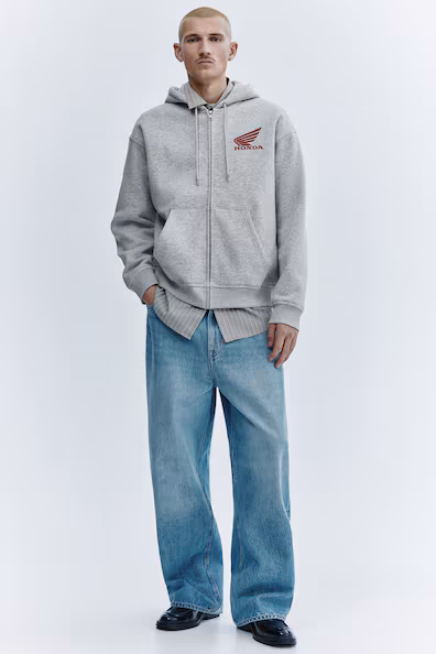 Худи с капюшоном и принтом на LOOSE FIT- Заказать в России