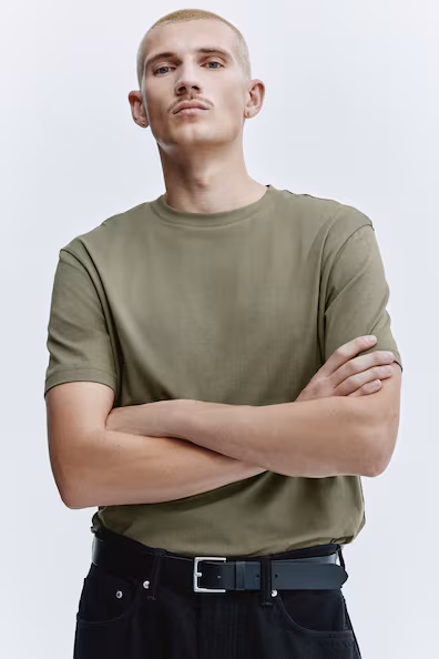 Футболка с классическим кроем