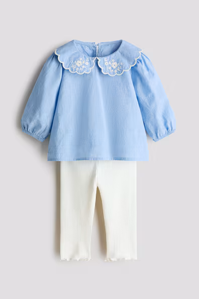 Набор блузы и леггинсов