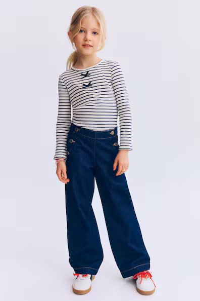 Джинсы прямого покроя широкие