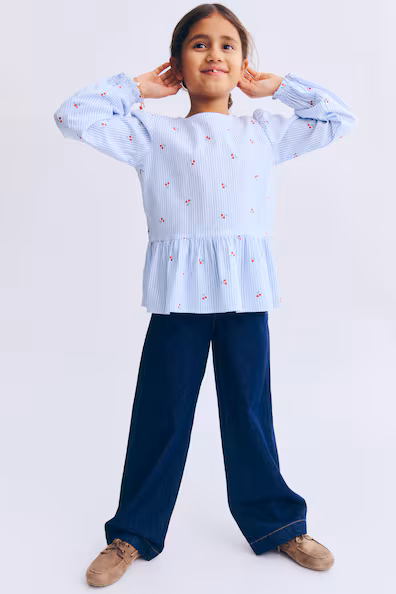 Блуза с баской из ангоры