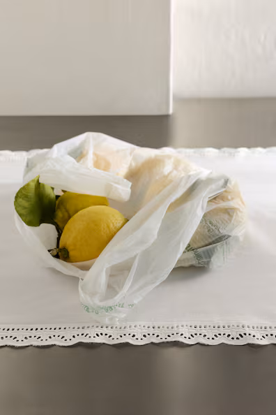 Скатерть из хлопка с оборкой из кружева