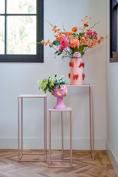 Металлические боковые столики- Заказать в России