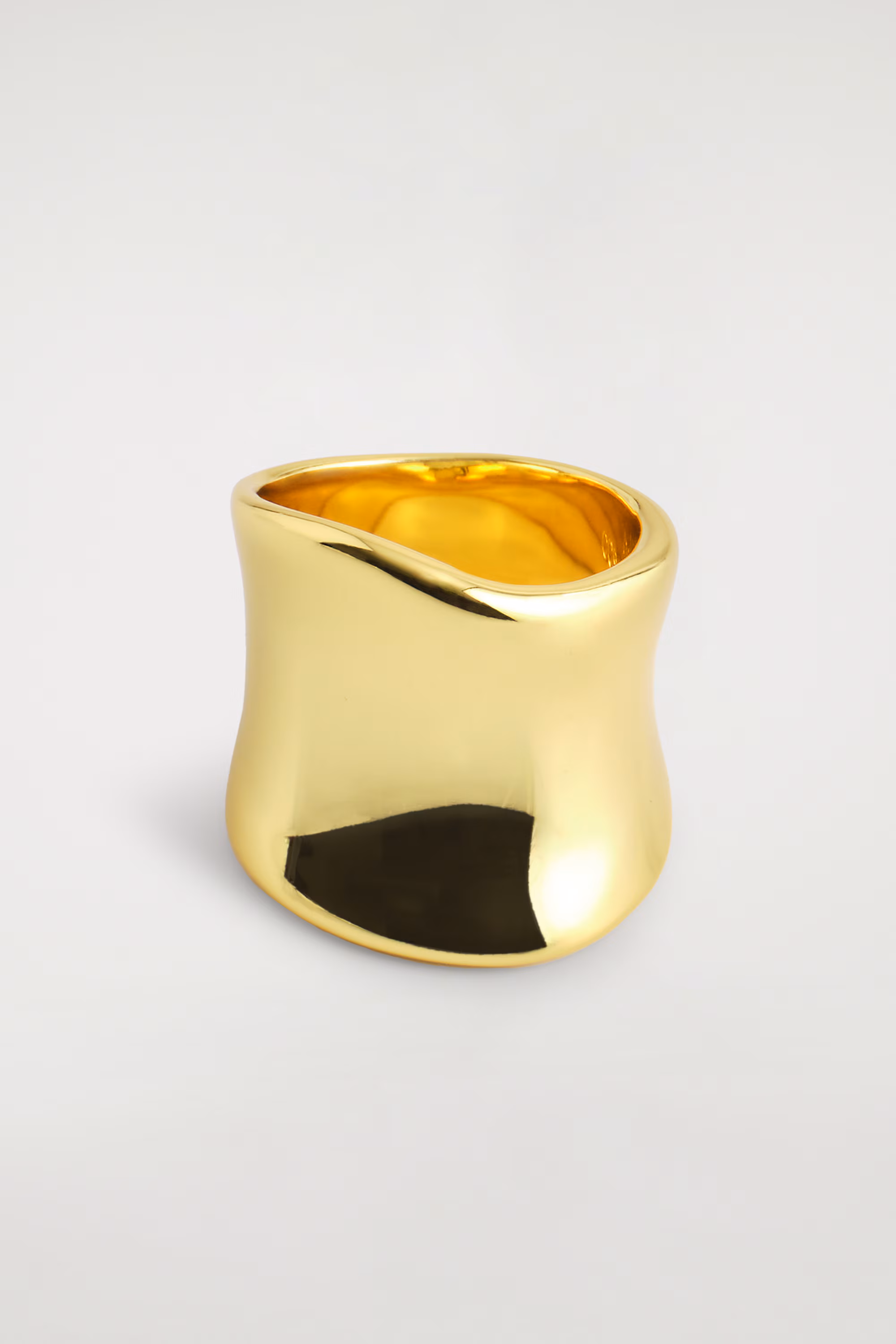 Удлиненное рельефное кольцо