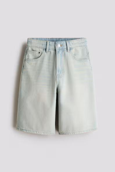 Джинсовые шорты свободного кроя