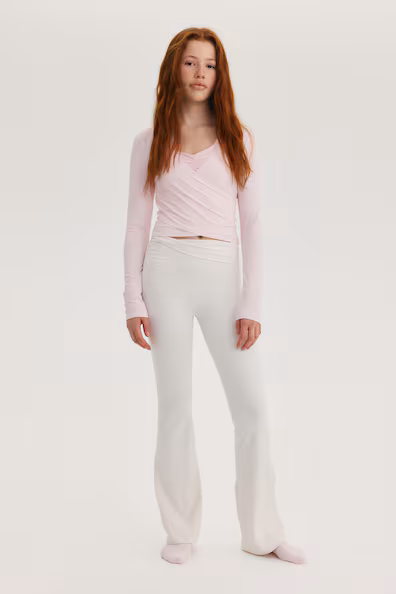 Йога-леггинсы с расклешенными штанинамис из softmove™- Заказать в России