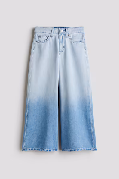Джинсы свободного кроя с широкими штанинами- Заказать в России