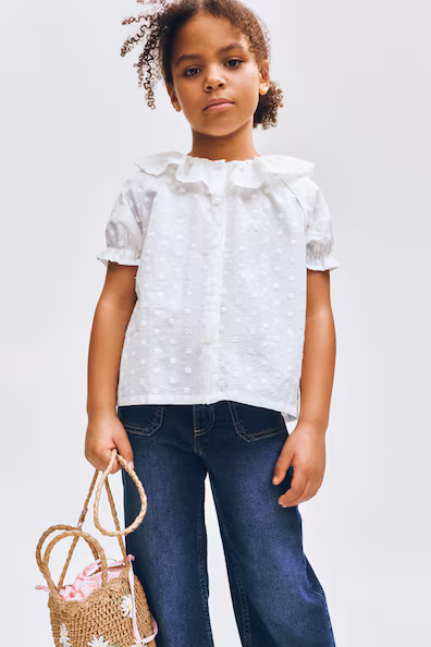 Блузка с вышивкой и воротником на оборке- Заказать в России