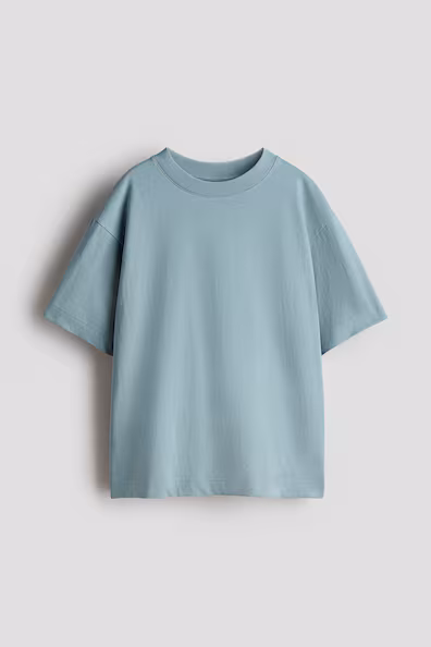 Футболка свободного кроя