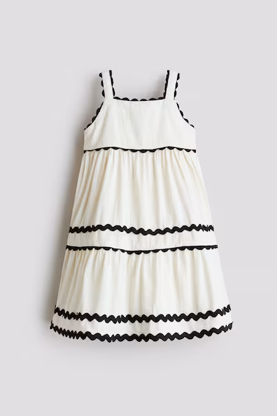 Платье нарядное из атласа- Заказать в России